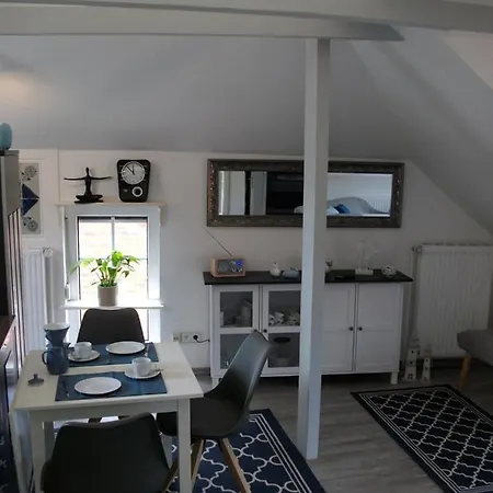 Ferienwohnung Up Stuuv Greetsiel Exterior foto